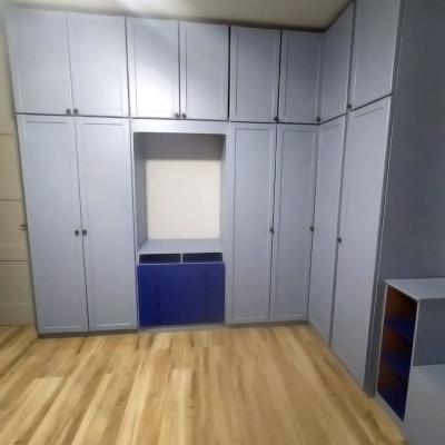 Envelepamento de armários