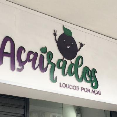 Letras caixa em PS Expandido adesivado